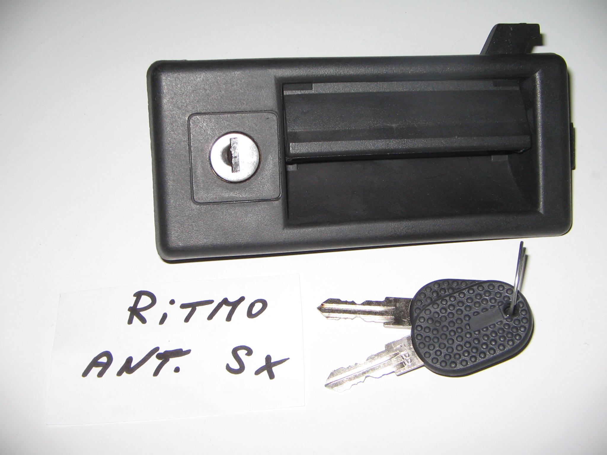 FIAT RITMO MANIGLIA ANT SX N.561